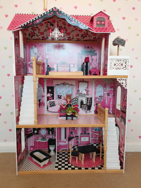 barbie doll house gumtree